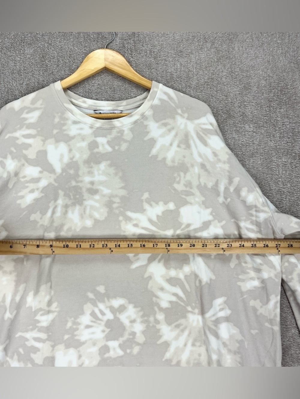 Athleta Balance Printed Pullover Sweatshirt Women 1X Taupe Tie-Dye Soft Stretch - Picture 5 of 6